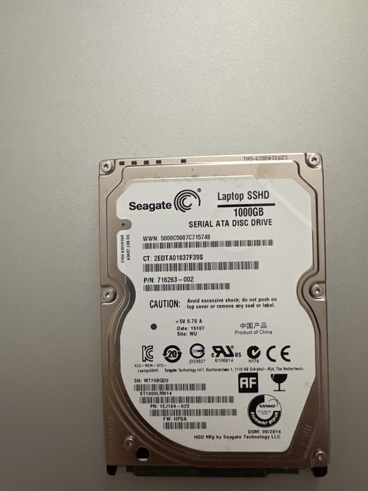 SSD. SSHD 1 Tb Seagete 1000 Gb