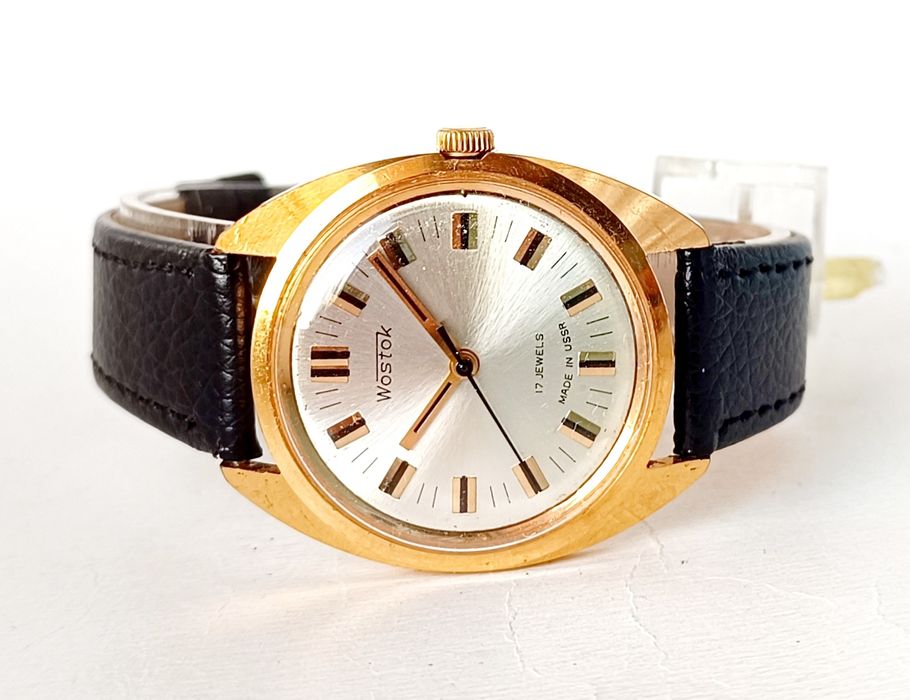 Wostok Восток - позлатен мъжки часовник с ръчно навиване