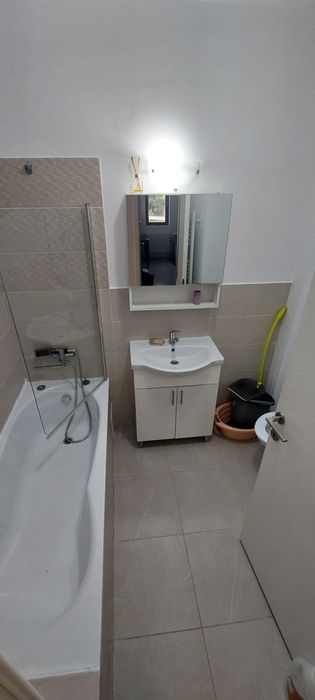 DE ÎNCHIRIAT: Apartament 2 Camere (Parter) | 2 Locuri de Parcare | Nou Renovat