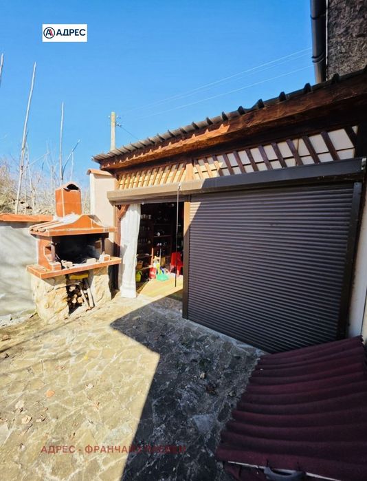 Къща в Плевен, област-с.Изгрев площ 50 цена 30000