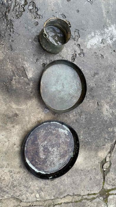 Медни тави и менче