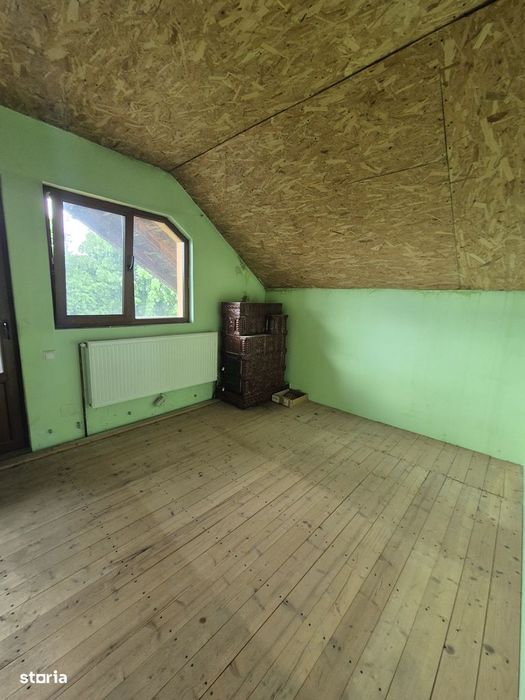 Casa P+1, 3 camere dec, cu CT, AC, 1685mp, deschidere 67 m
