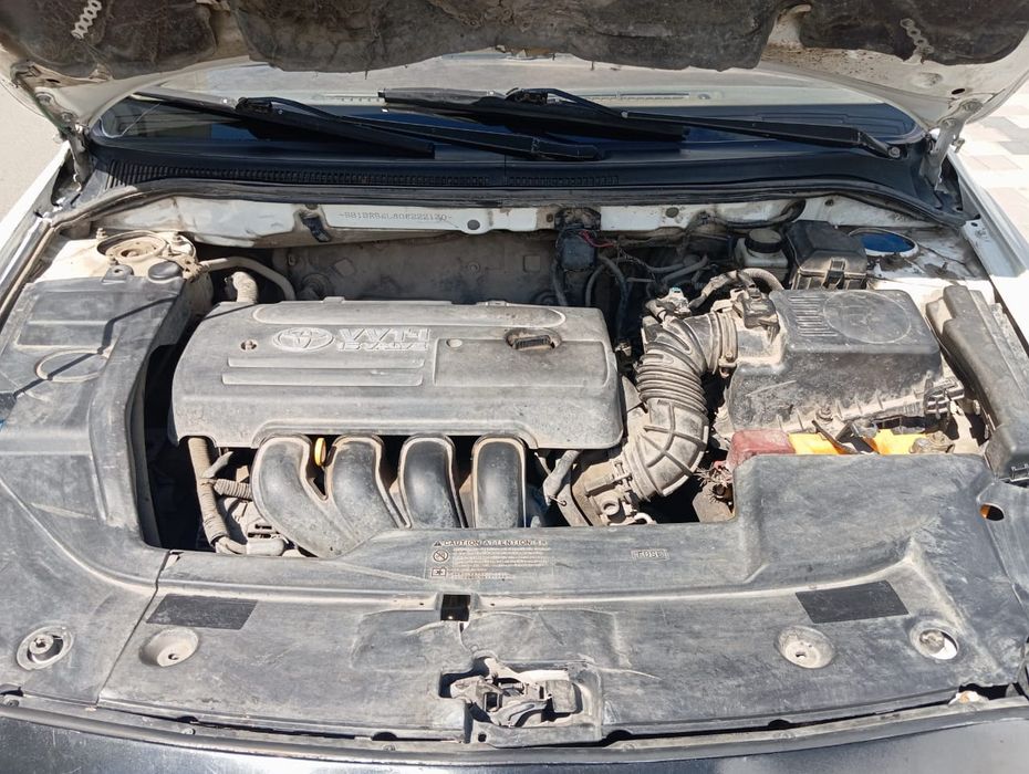 Тойота Авенсис .