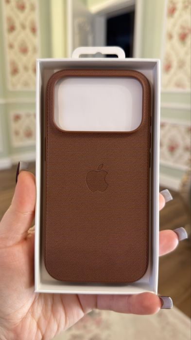 Чехол на iphone 17 pro