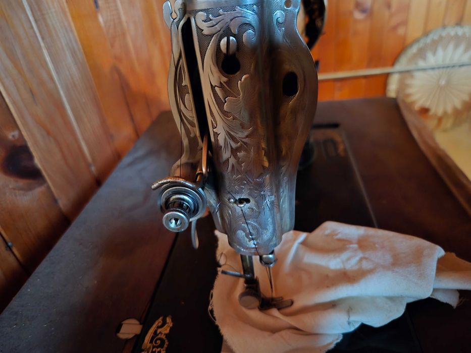 Продавам шевна машина Singer