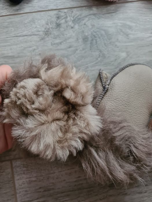 Manusi noi din piele naturala si blana la interior  marimea 92, 2-