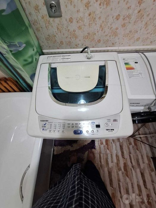 Срочно! Продается стиральная машина вертикальная  TOSHIBA Япония