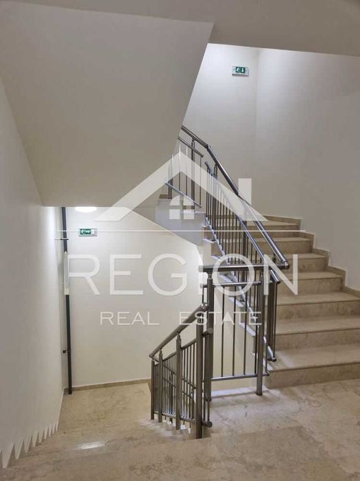 Дава се под наем Тристаен апартамент в Варна, Бриз - 93 кв.м за 2000 € - Снимка #10