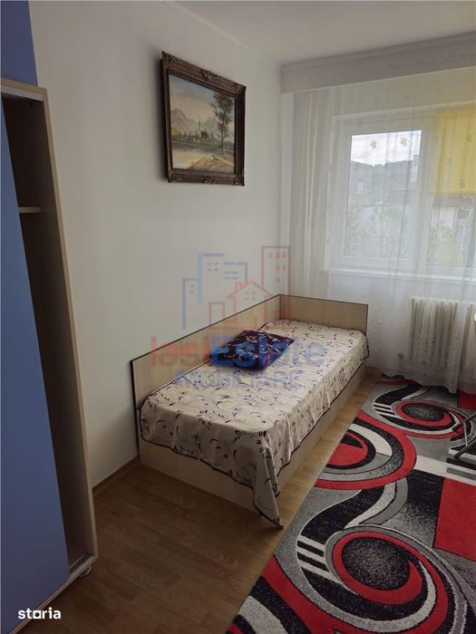 Mircea Cel Batran apartament cu 2 camere  liber