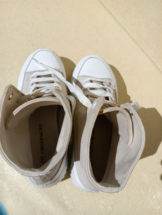 Кецове на платформа N 39 - 25 лв