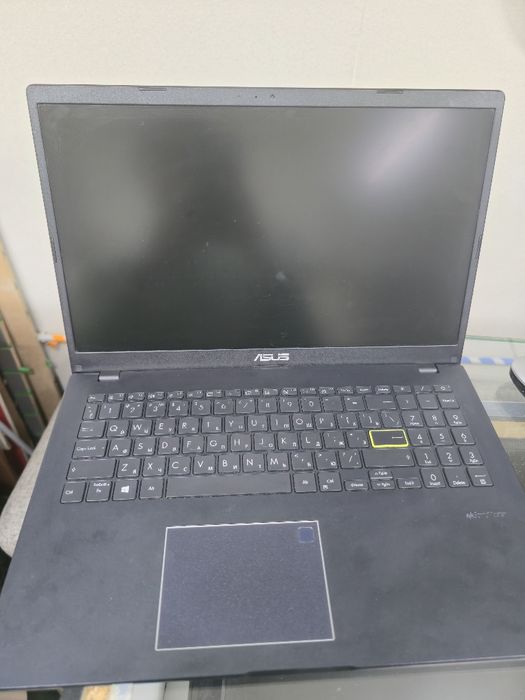 Продаётся ноутбук Asus