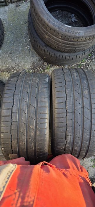 Гуми 2бр 265/35/18 - 1бр  - 145лв
