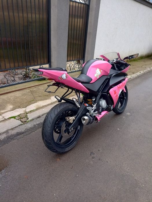 Yamaha yzf r125 Hello Kitty
