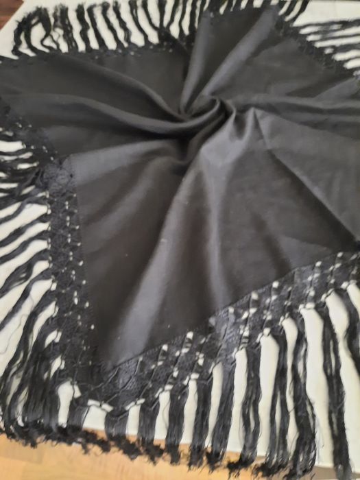 Baticuri vechi de casmir pur,Baticuri cu franjuri de matase