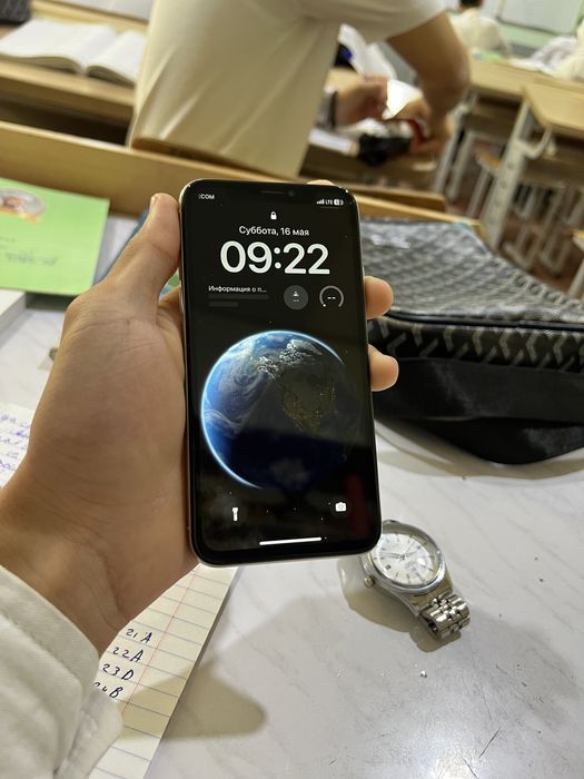 Iphone   x  64Gb