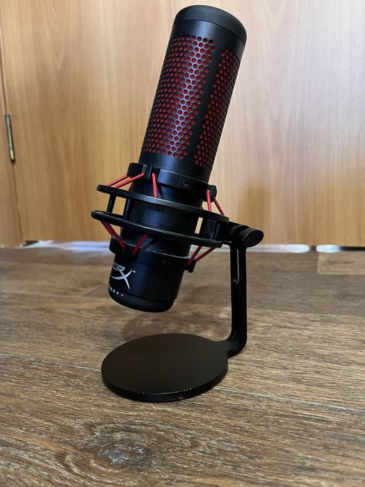 Микрофон HyperX Quadcast