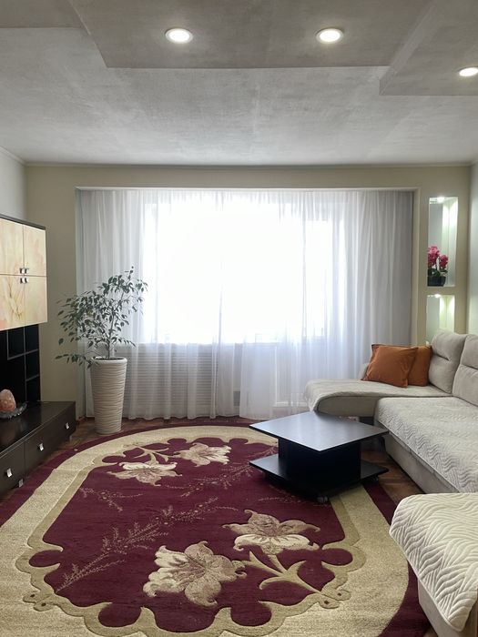 Продаю -2-х.ком.кв.-У/П.