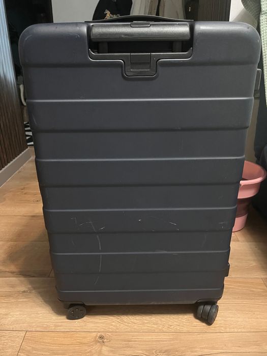 Продам чемодан Muji