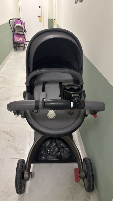 Коляска hotmom