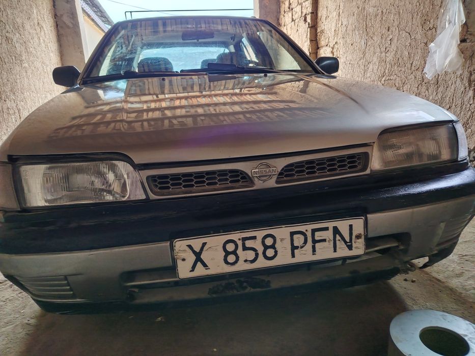 Nissan Sunny продам