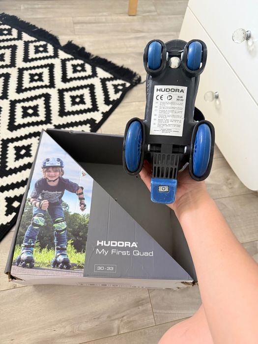 Продам 4-колесные ролики Hudora