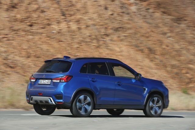 Митсубиши ASX Mitsubishi ASX 2012 година дизел бензин На части!!