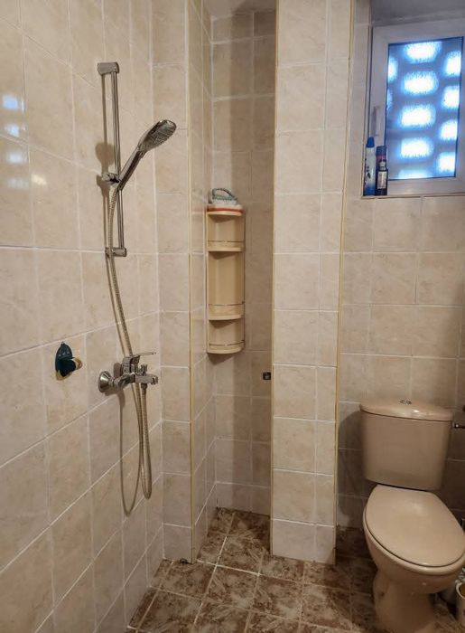 Дава се под наем Тристаен апартамент в Велико Търново, Бузлуджа - 70 кв.м за 346.8 € - Снимка #5