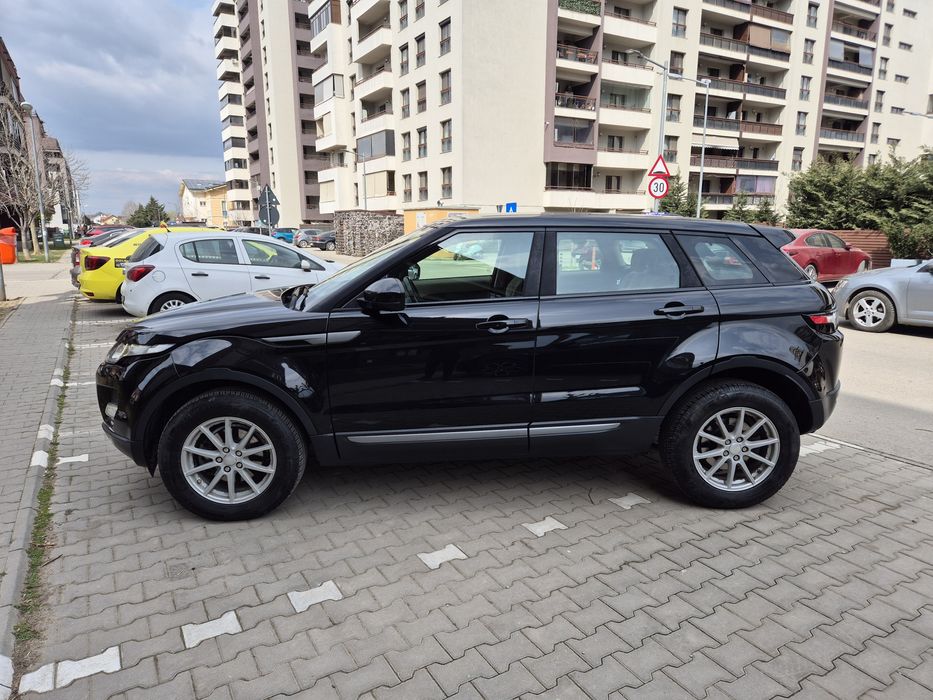 Vand Range Rover Evoque cu km puțini