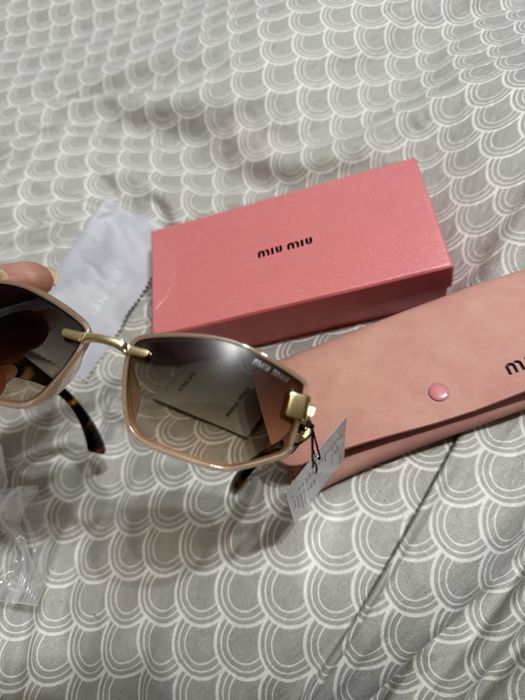 Ochelari de soare M i u  M i u