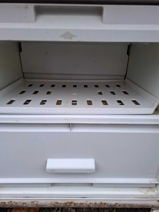 Продам холодильник Снайге