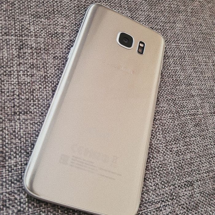 SAMSUNG S7 edge продается