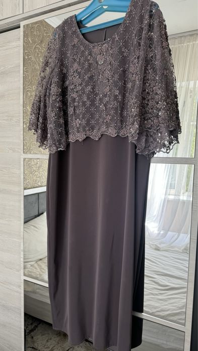 Вечерние платья