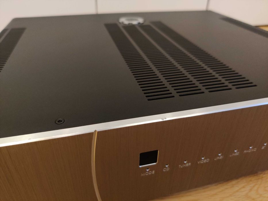 Roksan Kandy K3 Интегриран Стерео Hi-Fi Усилвател