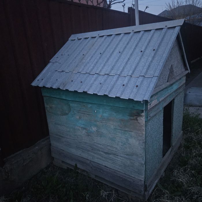 Будка для собак продам не дорого