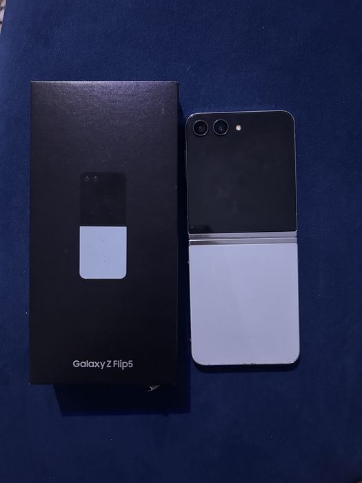 Galaxy Z Flip5.