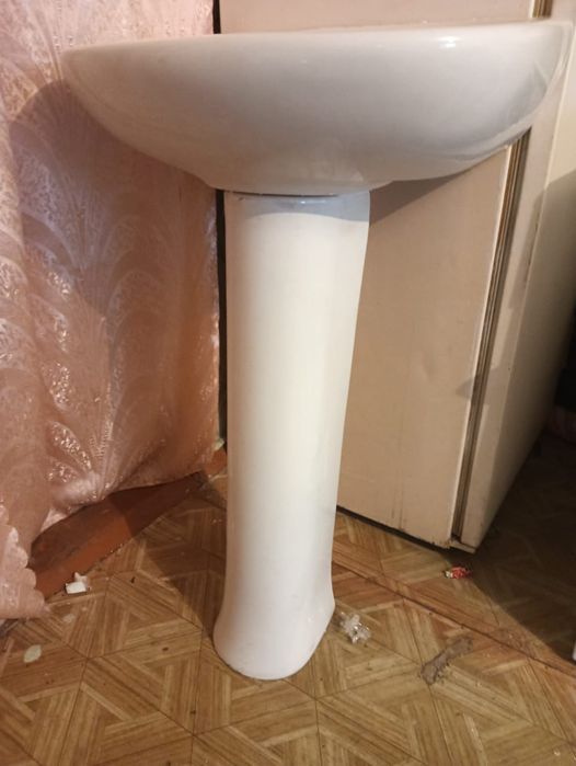 Тюльпан для ванной комнаты новый