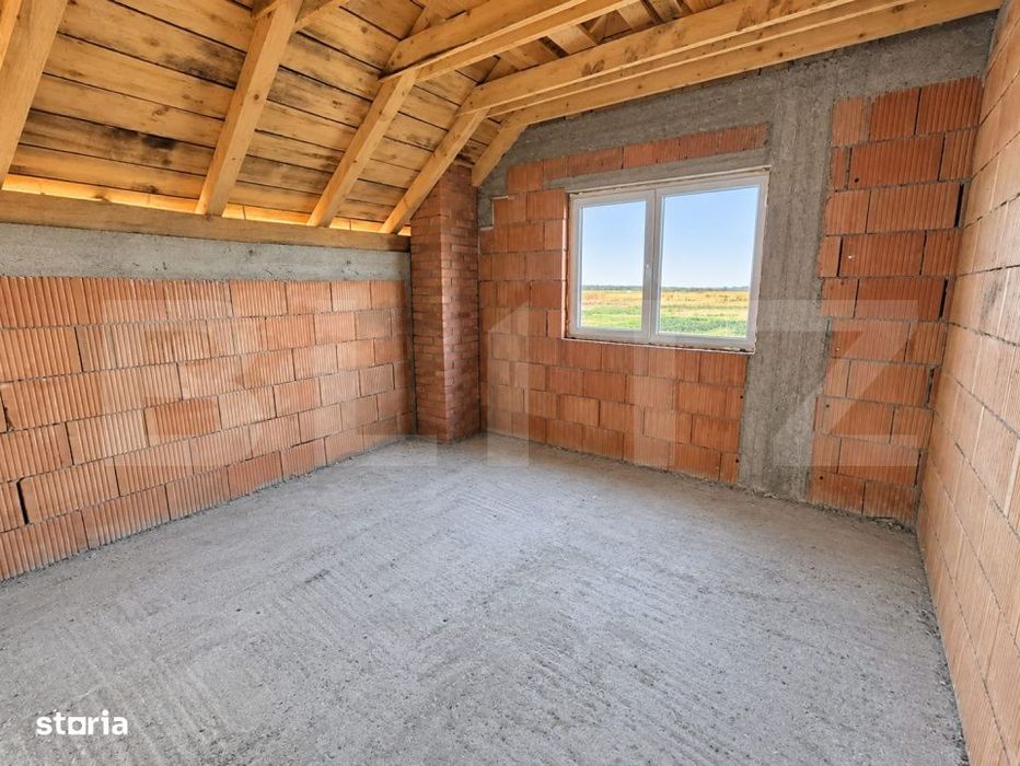 Casa P+M cu teren 486mp, Halchiu