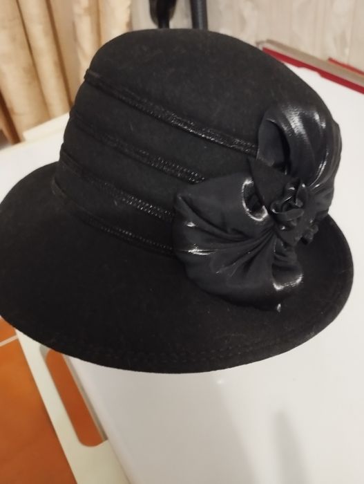 Дамская  фетровая шляпа