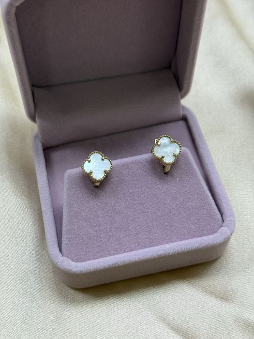 Золотые серьги Ванклиф