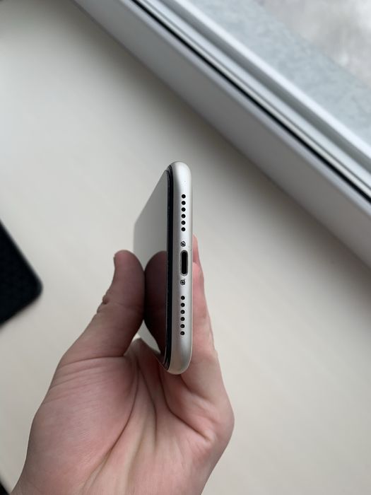 Продам iPhone 11 АКБ 76%