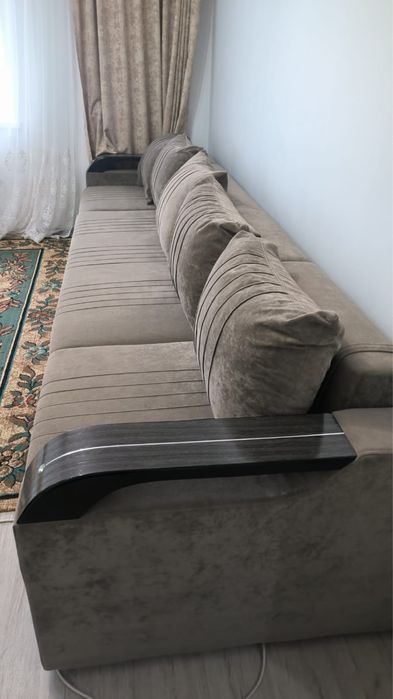 Диван гостевой б у