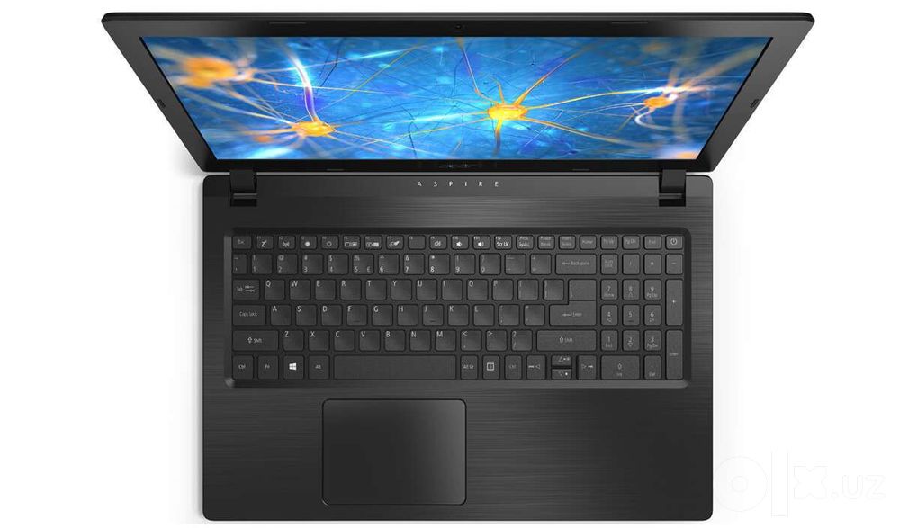 Acer i 3 noutbuk