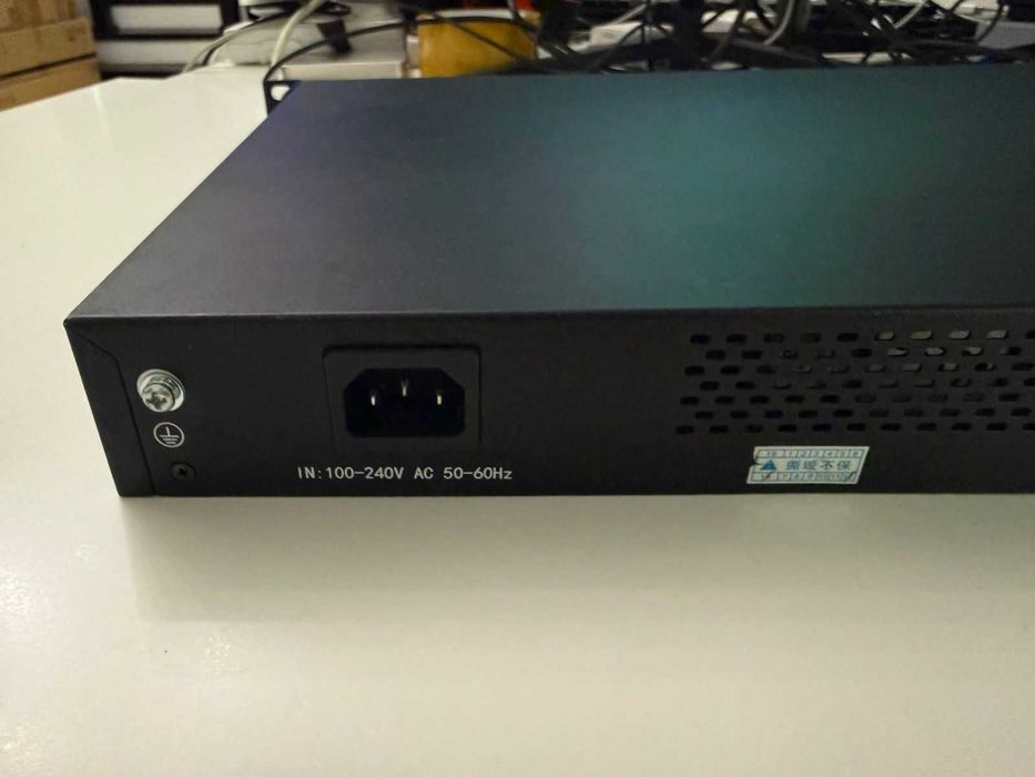 Выделенный коммутатор для интернет-клуб