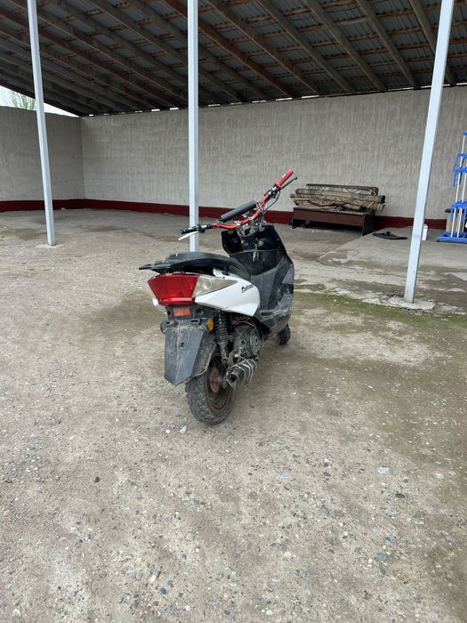 М8 мопед              .