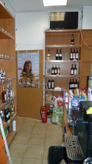 Дава се под наем Магазин в София, Център - 45 кв.м за 350 € - Снимка #2