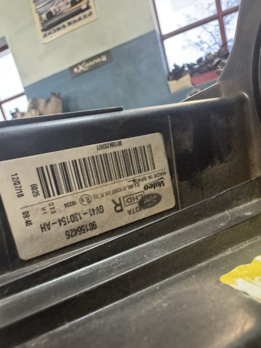 Far stanga dreapta xenon Ford Kuga 2 facelift 2016-2020