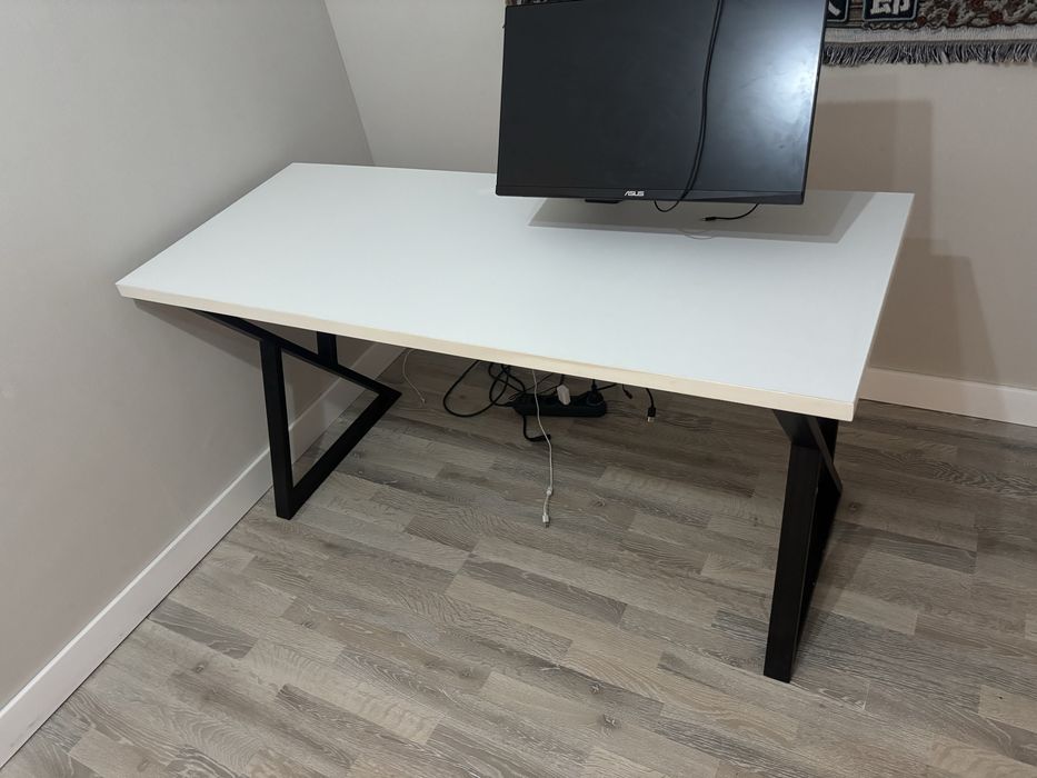 Компьютерный стол loft