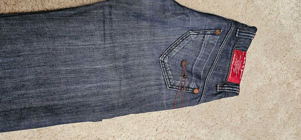 Дамски дънки-запазено състояние