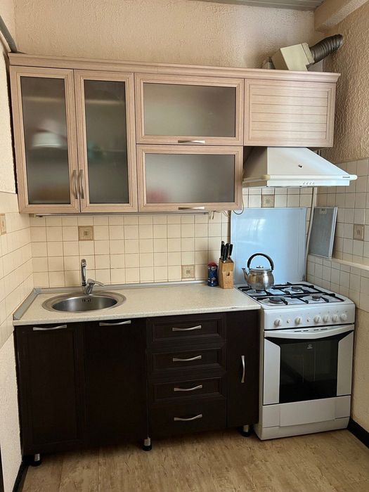 1 этажда 2 хоналик (3х. килинган) квартира сотилади 9 квартал Юнусабад