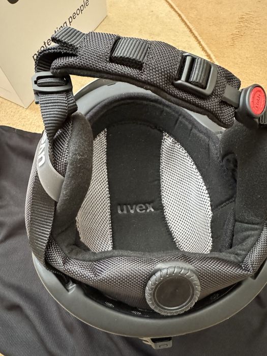 Ски каска UVEX Ultra Mips 55-59cm